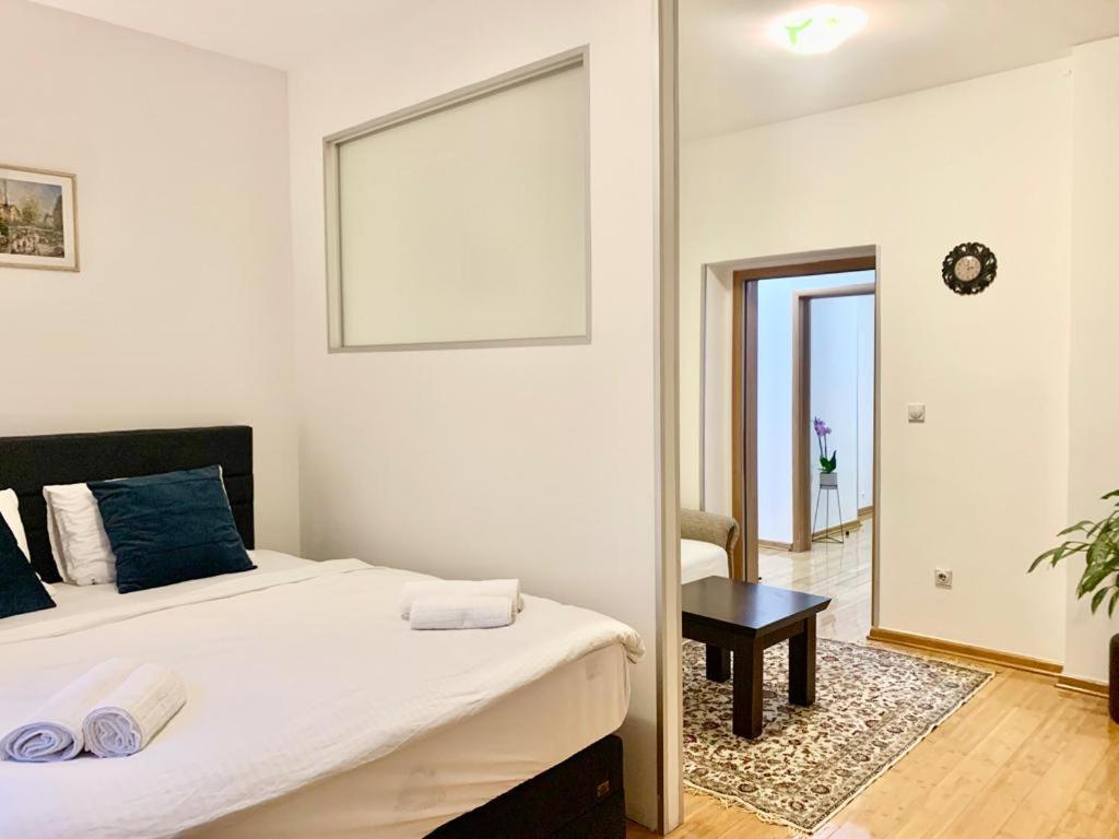 City Center Crown Apartment Bělehrad Exteriér fotografie